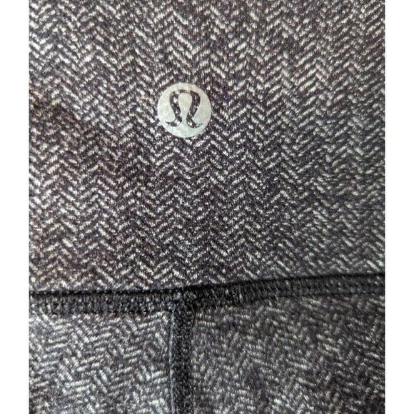LULULEMON ATHLETICA Wunder Under Pant III Size 8 - Picture 4 of 4